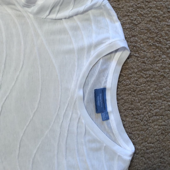 Shirt - Picture 2 of 2